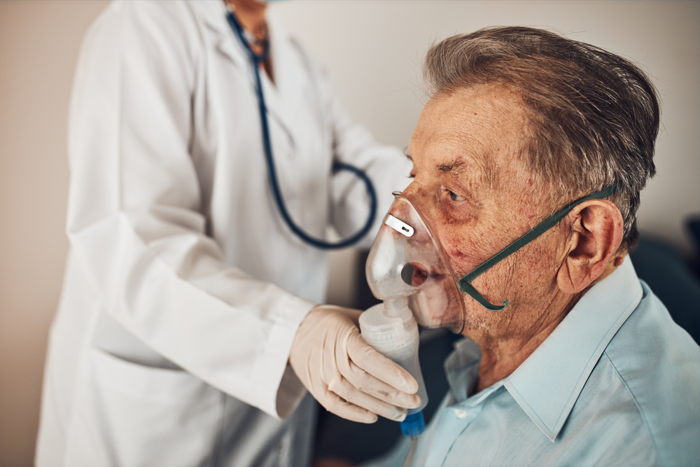 detecter-linfection-pulmonaire-chez-une-personne-agee