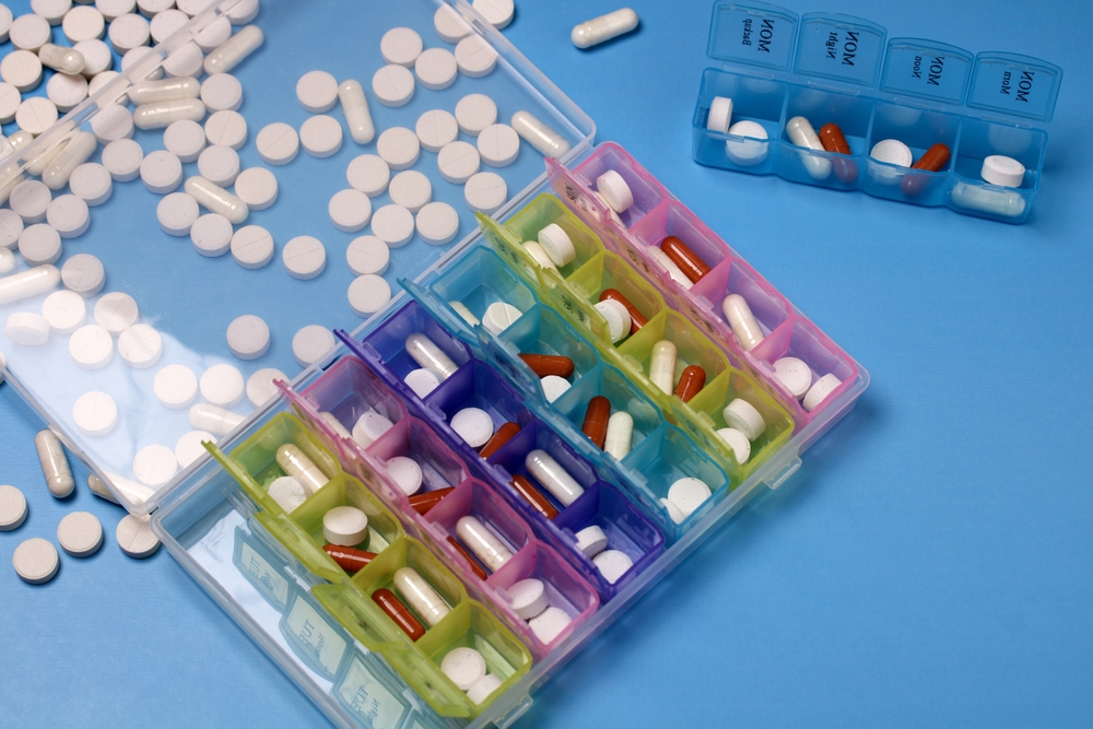 Médicaments dangereux pour les seniors : la liste à surveiller 