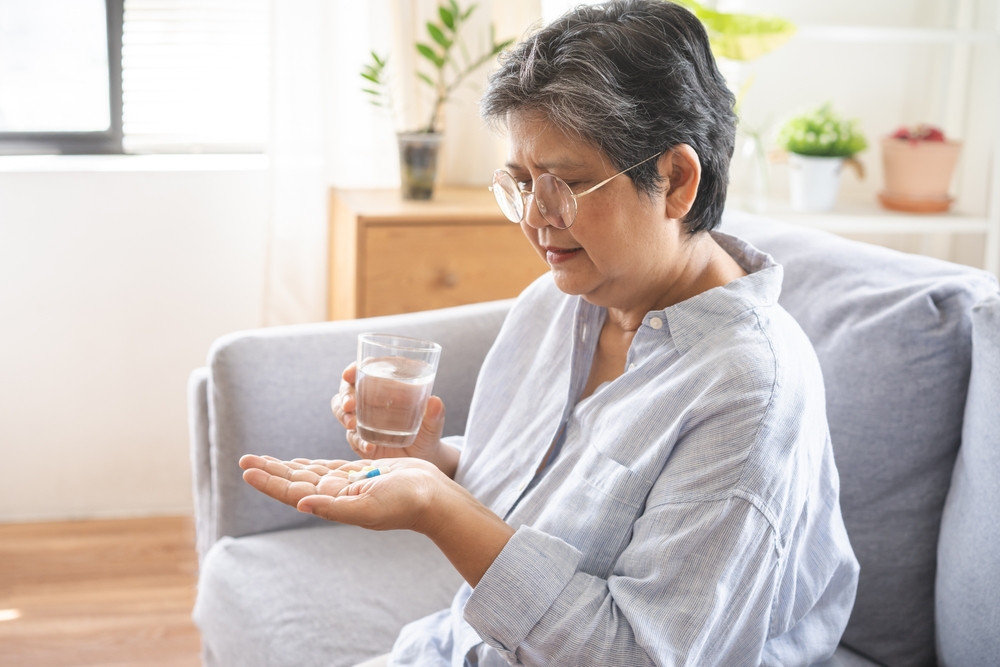 automedication-chez-les-seniors-quels-dangers